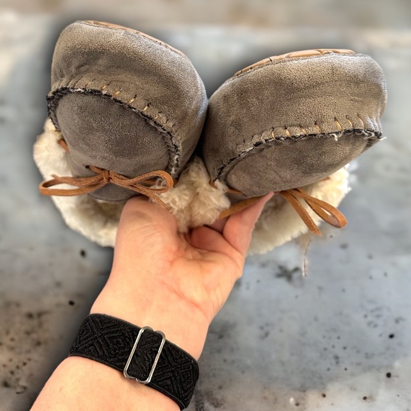 Sz 8 Portland Boot Company Shearling Lined Slippers - Pewter - Picture 4 of 7